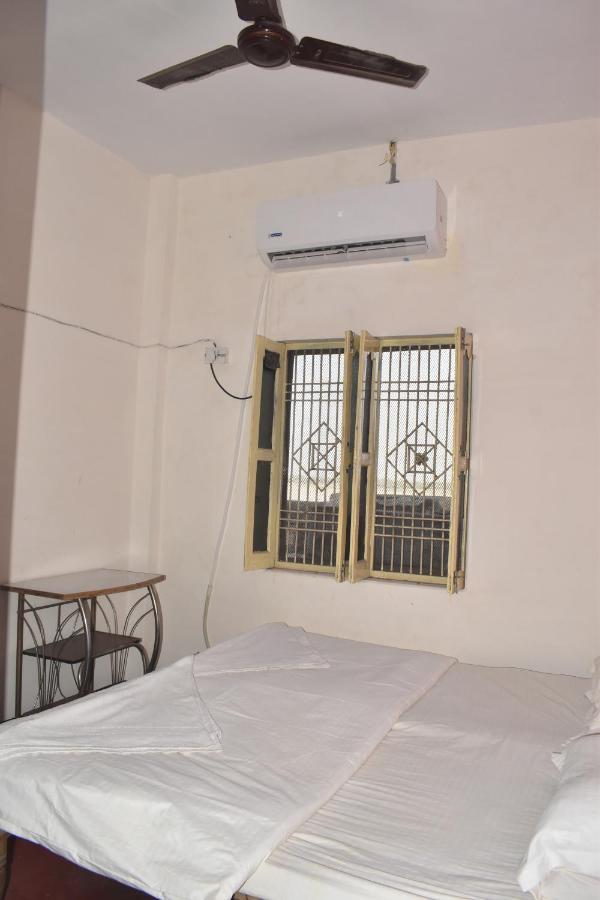 Guest house Om Rest House Varanasi