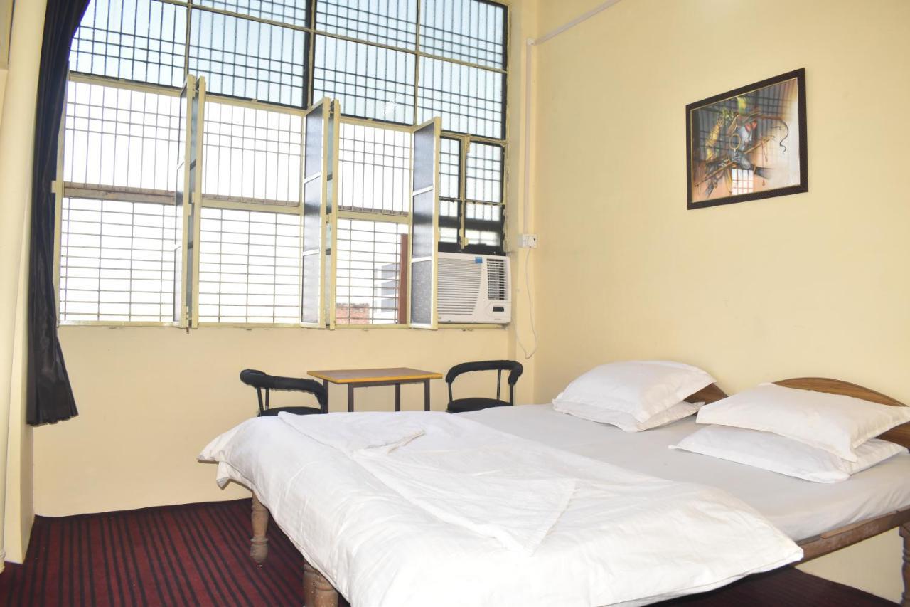 Guest house Om Rest House Varanasi